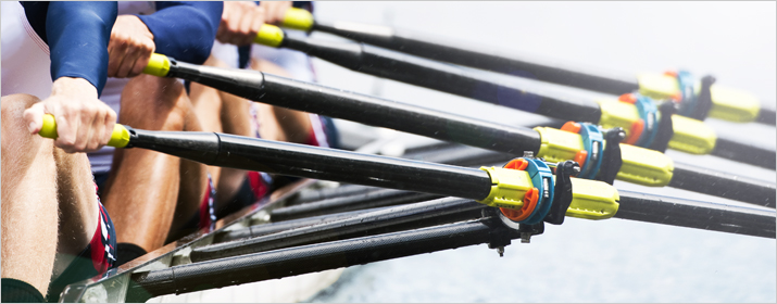 Ruder Mannschaft beim rudern