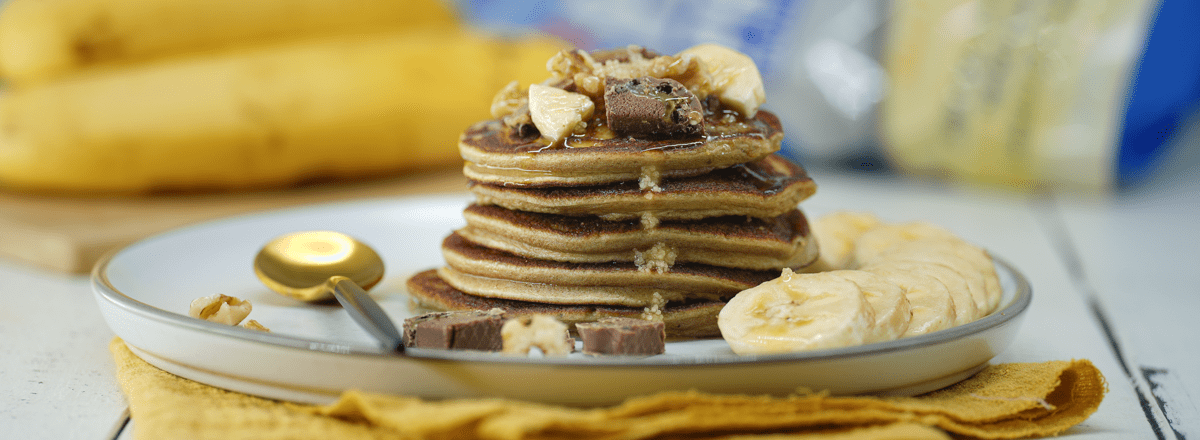 Pancakes mit Banane und Schokostücken