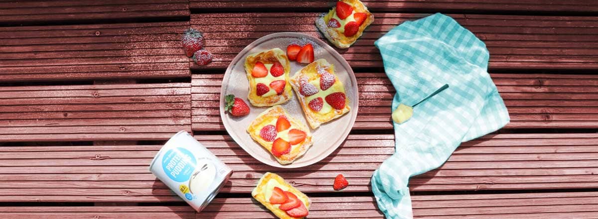 Gebäck mit Erdbeeren